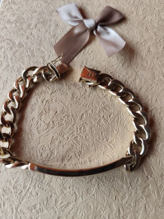 Златна гривна 585