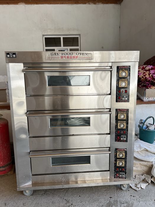 Духовка срочни сотилади