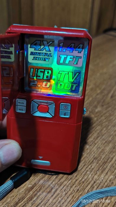 Camera foto-video, pentru copii,cu rezolutie buna,descarcare pe PC