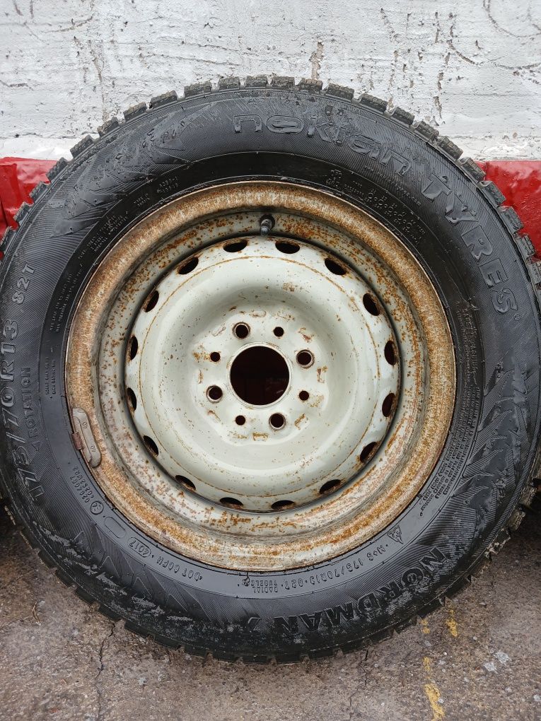 ШИНЫ Nokian Nordman 7 175/70 R13 82T с шипами