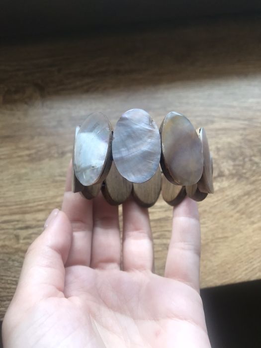 Комплект колие и гривна от СЕДЕФ