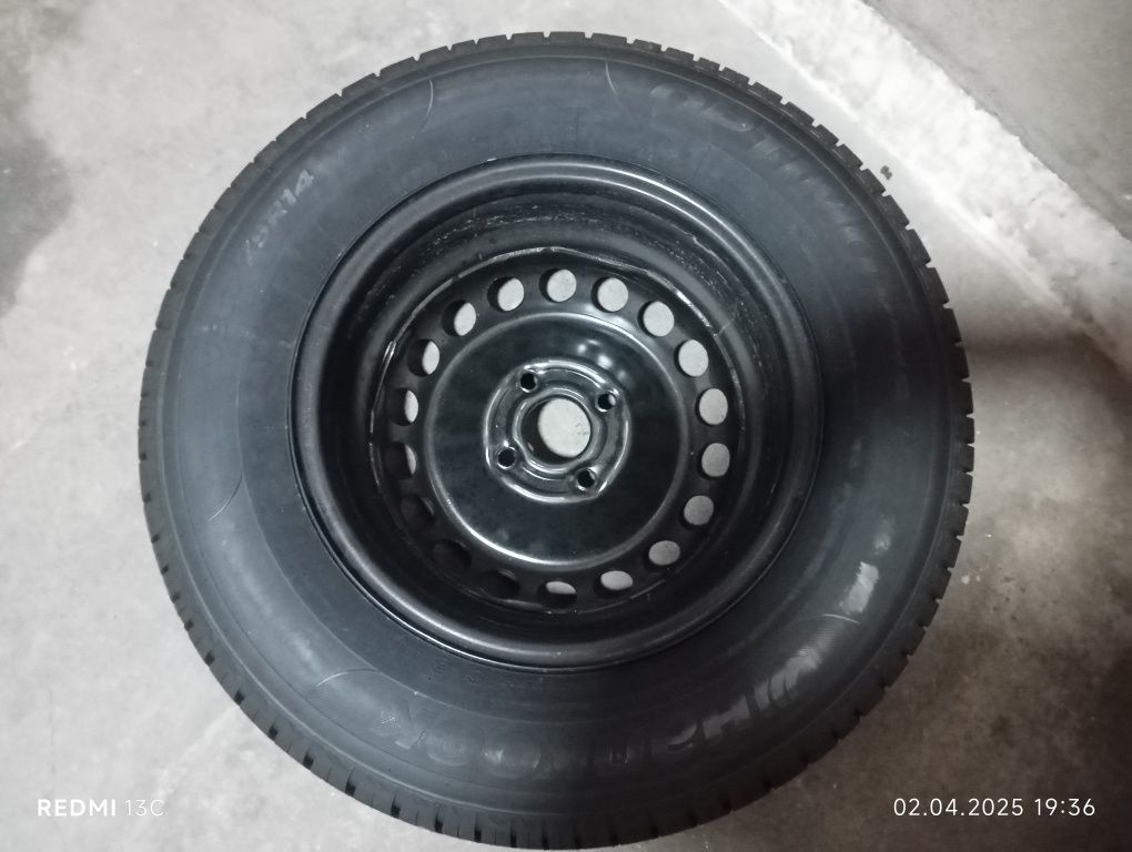 Продам шины с дисками  R 14 на Шевролет Кобальт