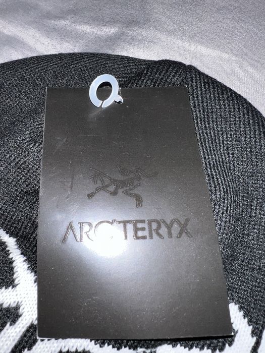 Caciula Fes Arcteryx North Face Trapstar Central Cee