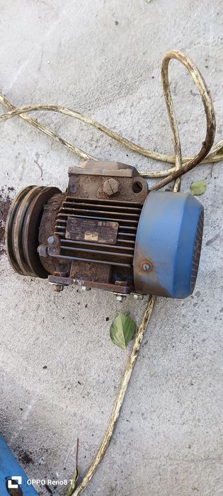Продам электро двигатель рабочая состояние не дорого
