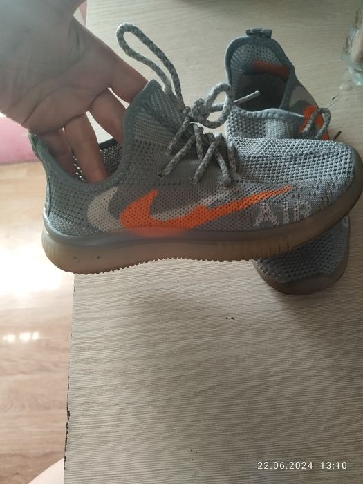 Продам летние макассы на мальчика