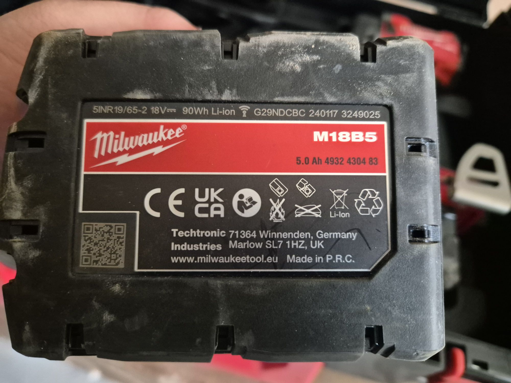 Set Masina de insurubat cu impact Milwaukee M18 FIW2 noi