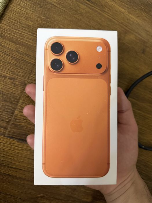 iphone 17 pro max 256 gb orange cosmic