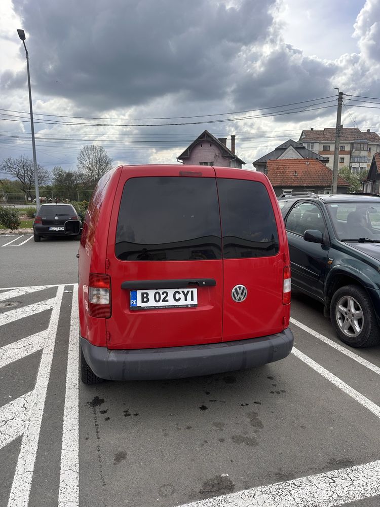 Vând Wolksvagen Caddy