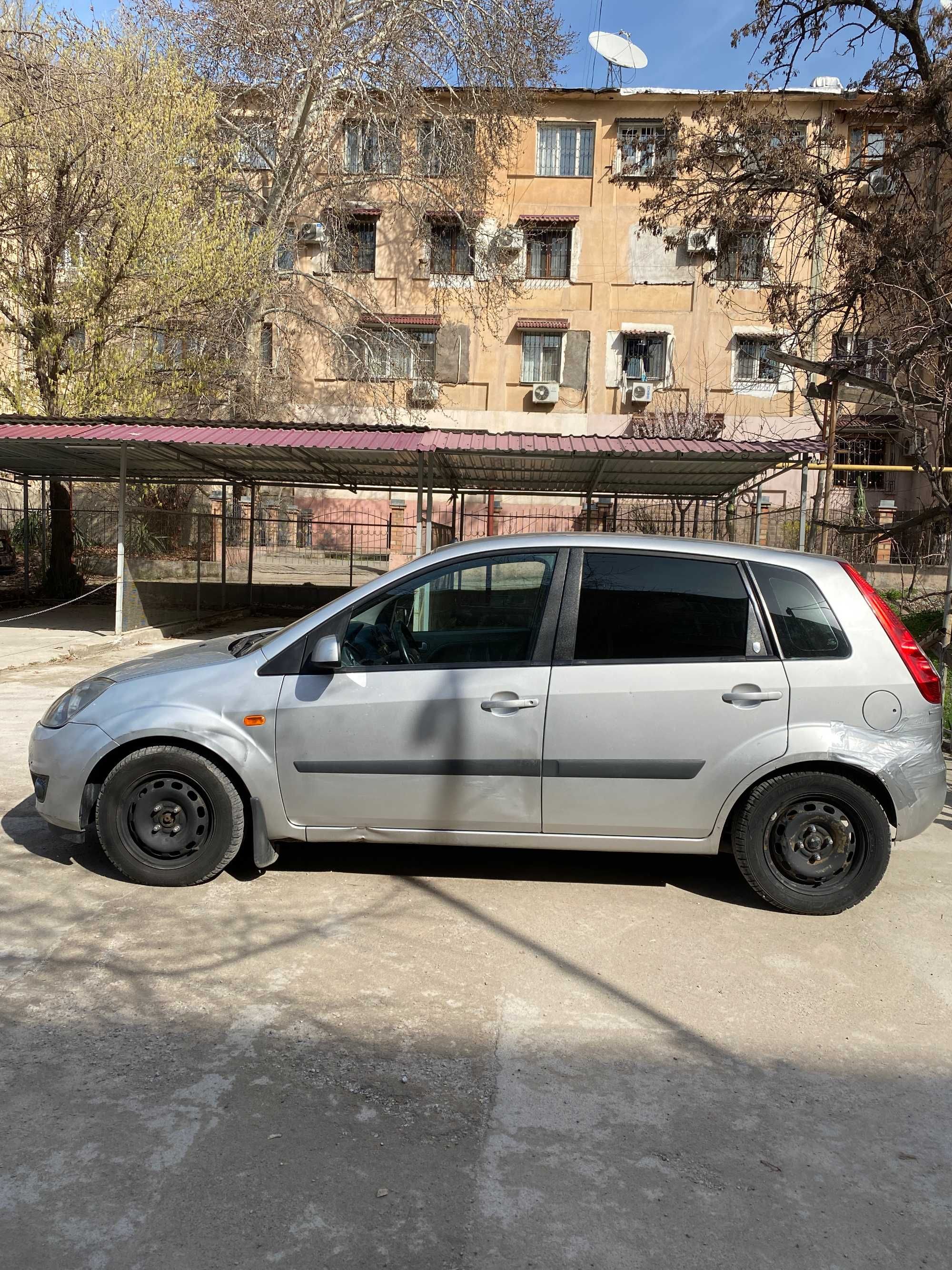 Ford Fiesta MK5 Chia РУС