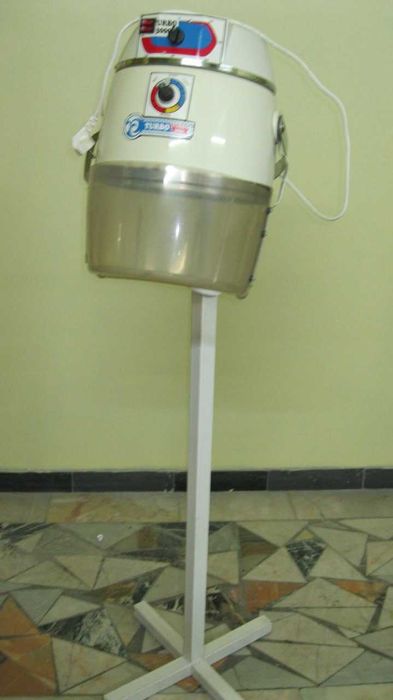 Сушуар для волос.