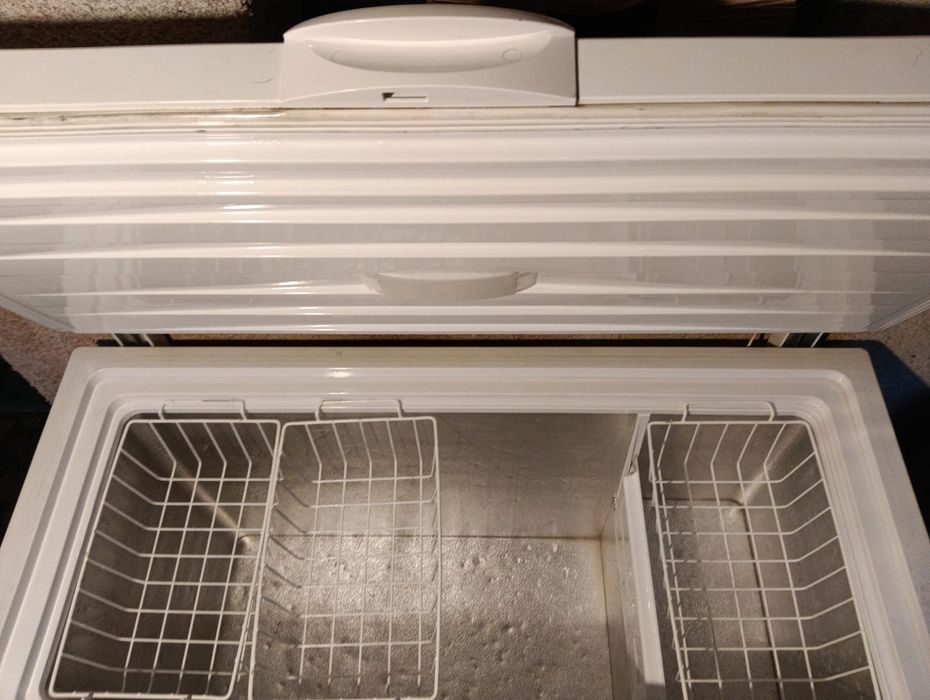 Vând ladă frigorifica