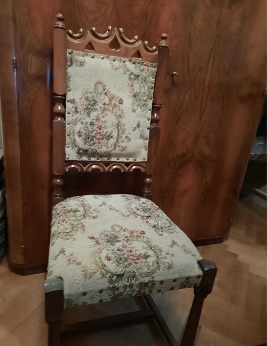 Mobila luxor lemn masiv stejar set sufragerie vitrina comoda scaune