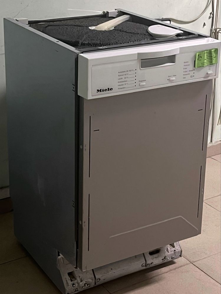 Съдомиялна Miele 45 см за вграждане G1102 SCi