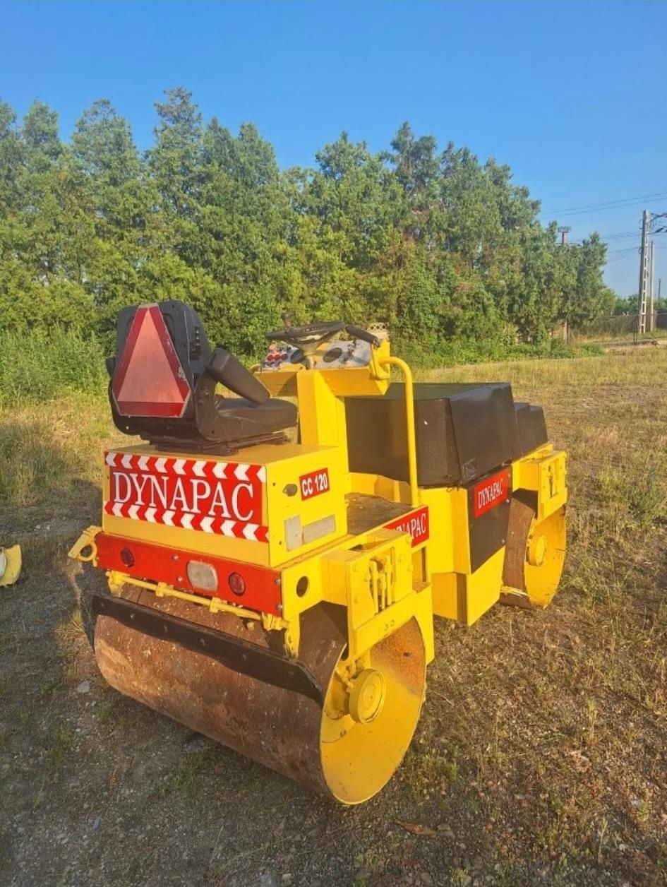 Vand / Închiriez Cilindru Compactor