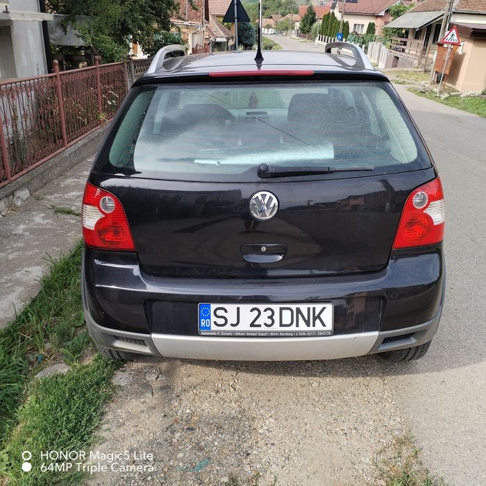 Vând polo cross 1.4 tdi