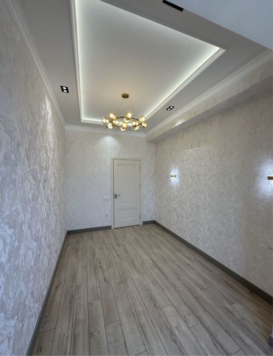 Малика. Базар.