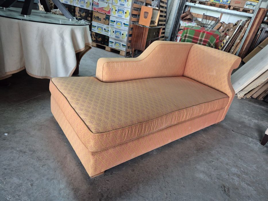 Отоманка в много добро състояние