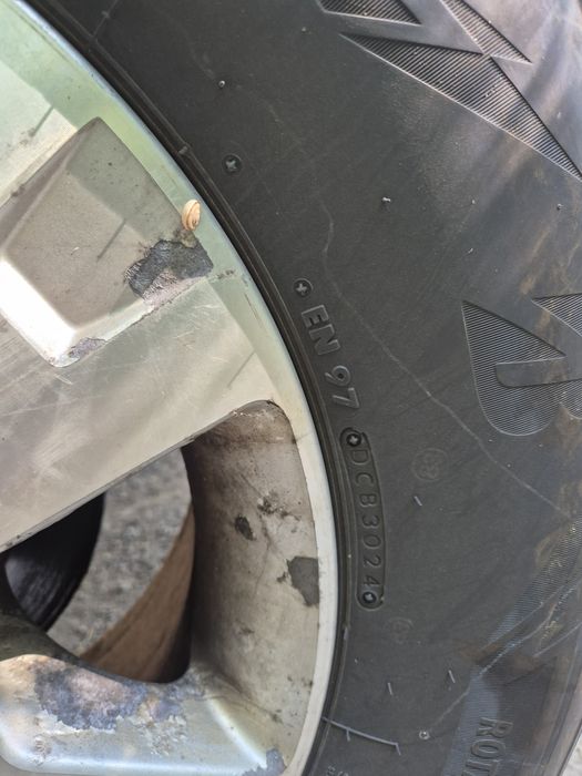 Джанти 17 инча 6х139.7 с гуми 275х65х17