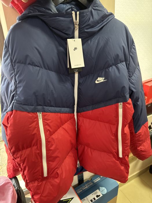100% Оригинално яке Nike - L, XL