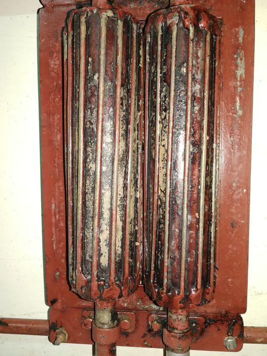 Zdrobitor struguri, uși soba