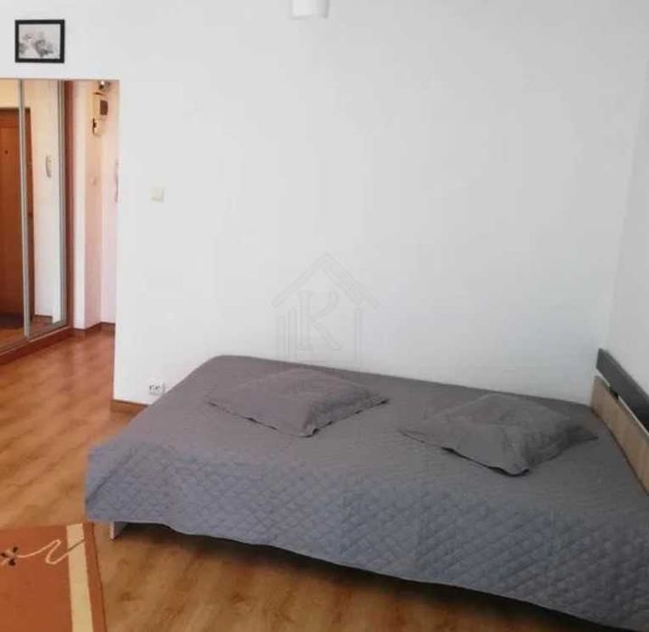 Дава се под наем Двустаен апартамент в Пловдив, Централна гара - 65 кв.м за 285.6 € - Снимка #1