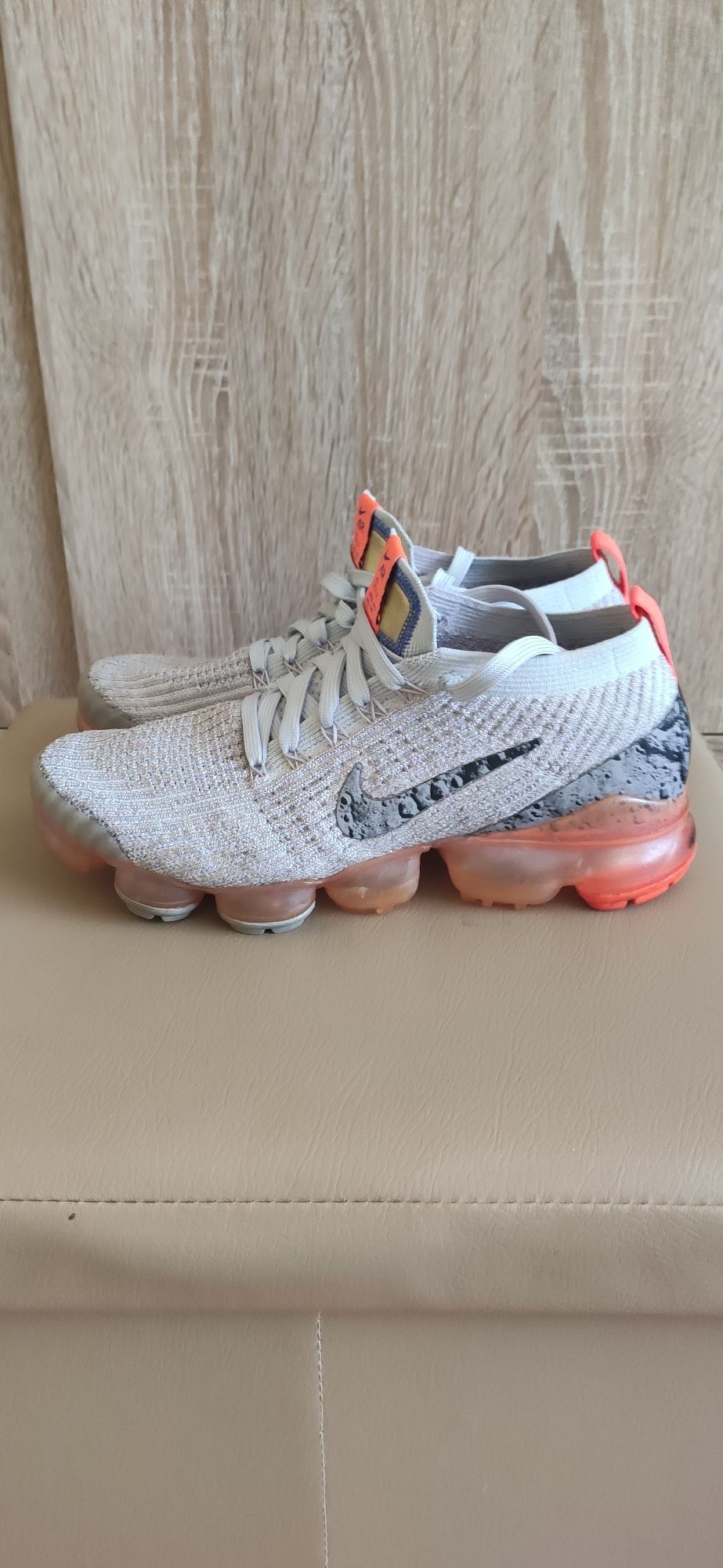 Nike Air VAPORMAX FLYKNIT 3

Номер 40