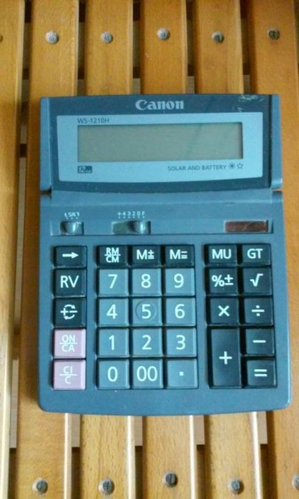 Calculator de birou Canon