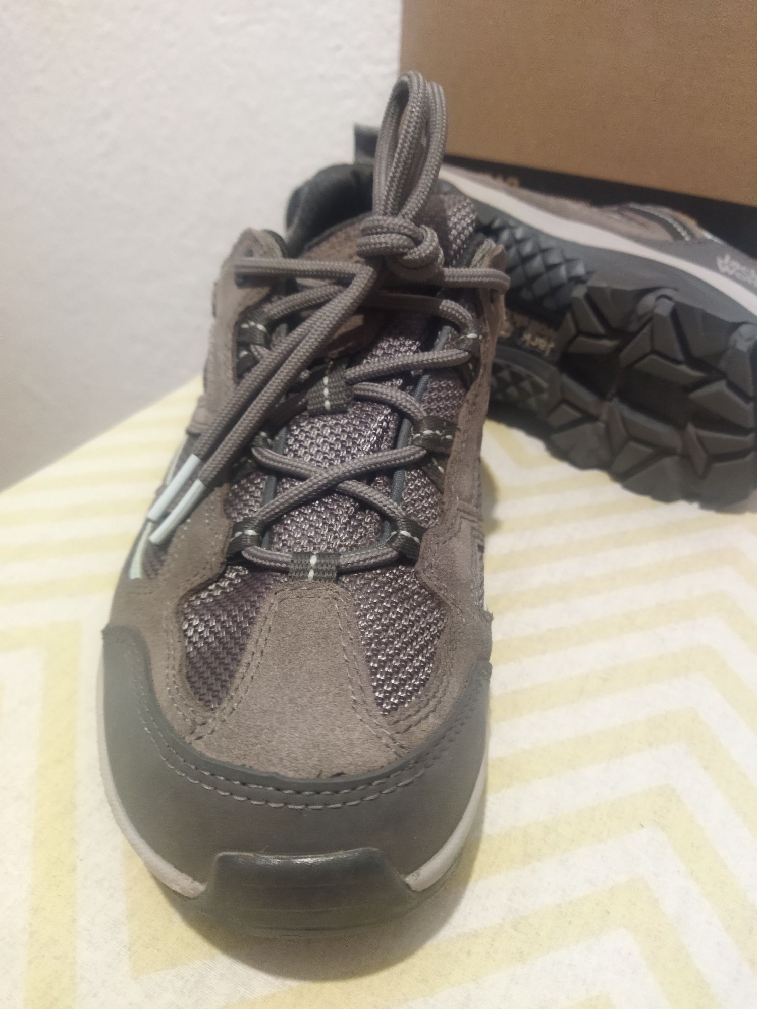 Ниски трекинг обувки Jack Wolfskin,N38