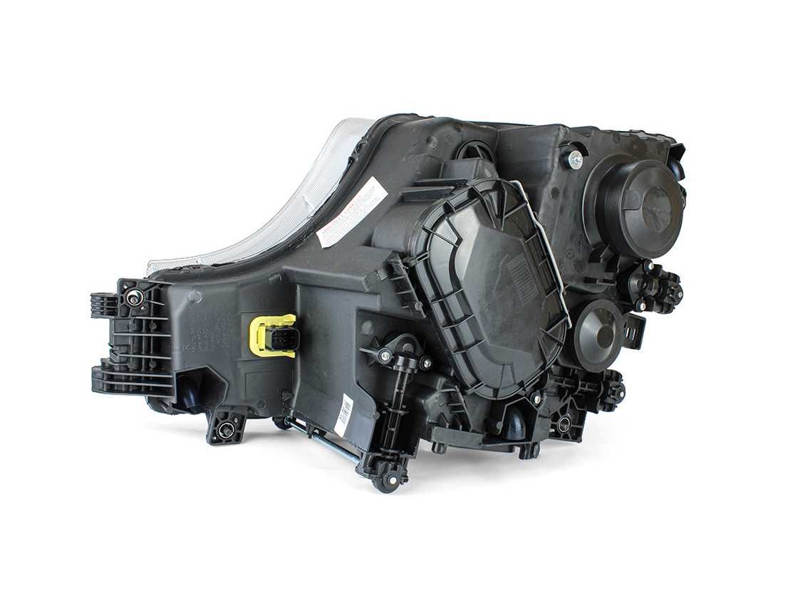 Фарове Фар за MERCEDES ACTROS MP4 2011 - 2020 / Мерцедес Актрос МП4
