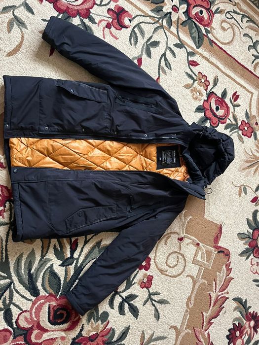 Куртка размер 52 почти новый