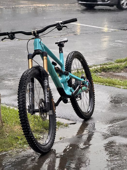 Yt capra core 4 custom