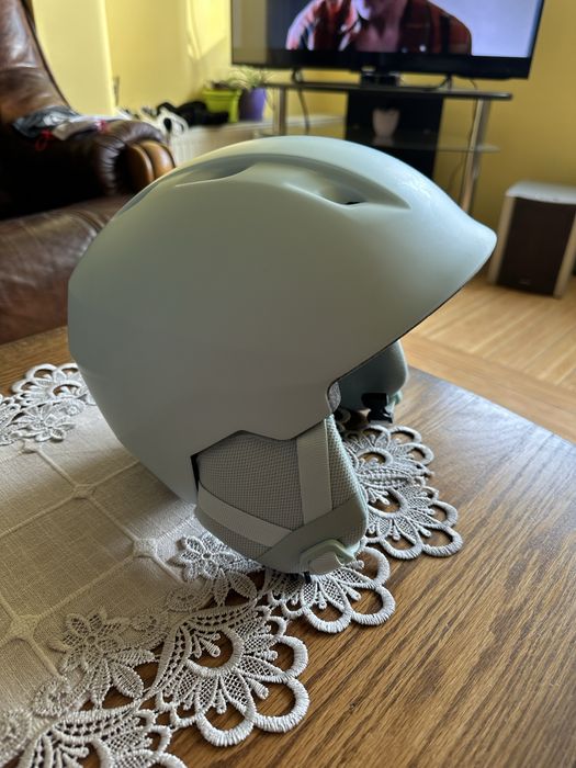 Каски за ски алпина