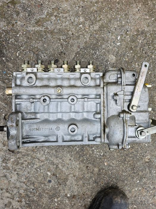 Pompa injectie Dac 665