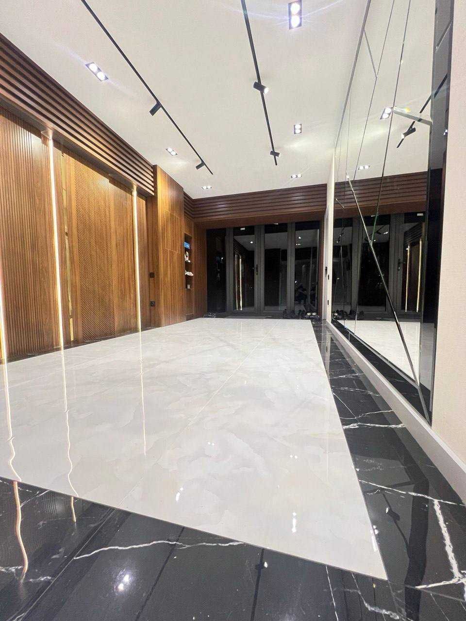 Аренда офиса в центре Ц-5 / Ipak Yuli Bank, LACOSTE