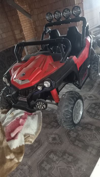 Детский электромобиль