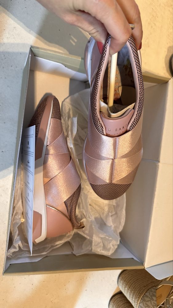 Спортни обувки Ted Baker 36, нови