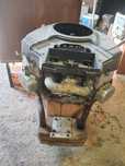 Motor briggs stratton V Twin Intek 20 cai tractoras gazon