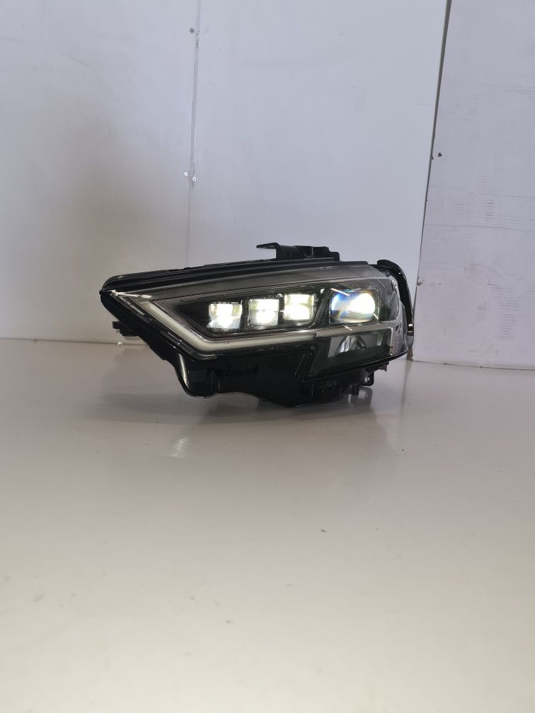Far stânga full led Matrix AUDI A3/cod-8V0941035 /an-2016-2020 Europa