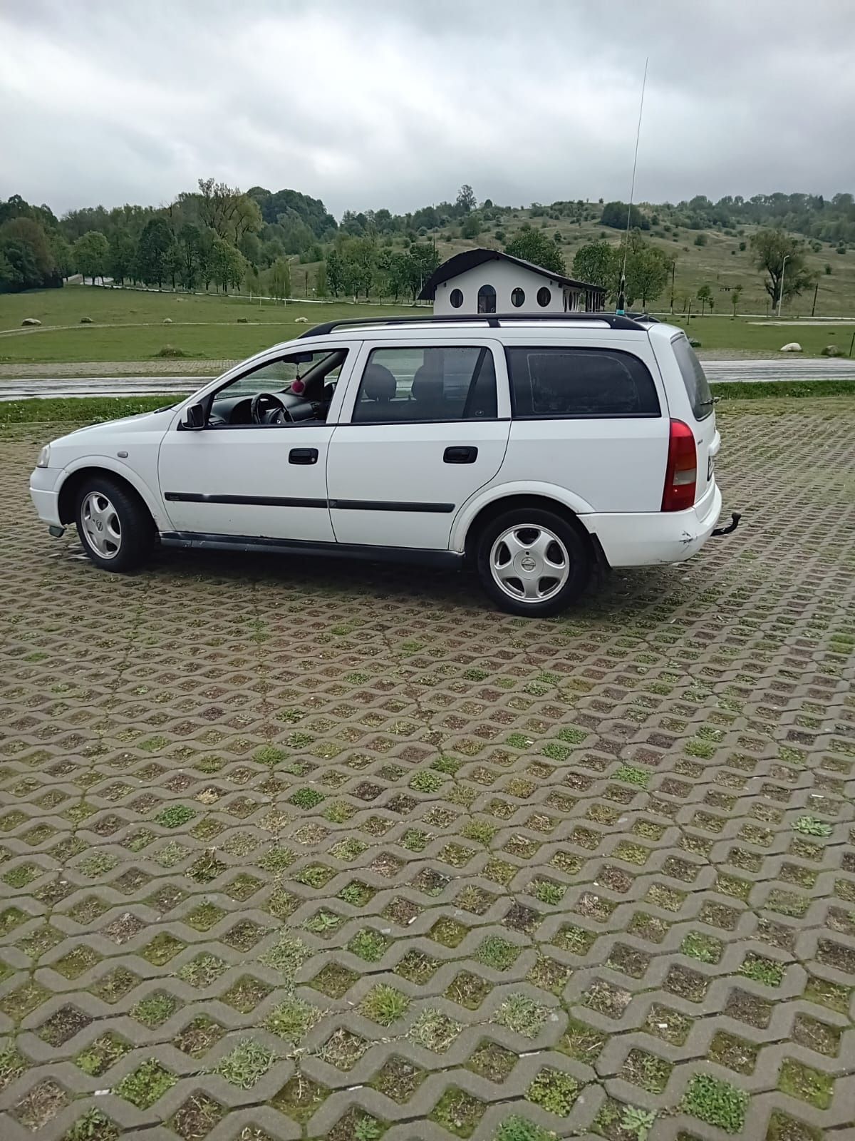 Vând Opel astra g