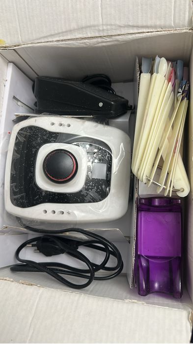 Аппарат для маникюра и лампа для маникюра