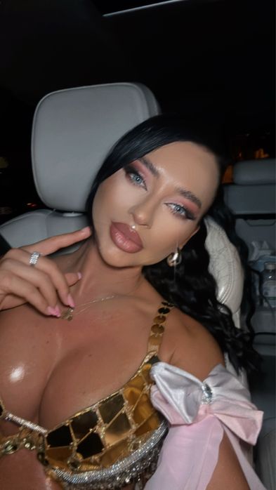 Dansatoare Diamond Bucuresti