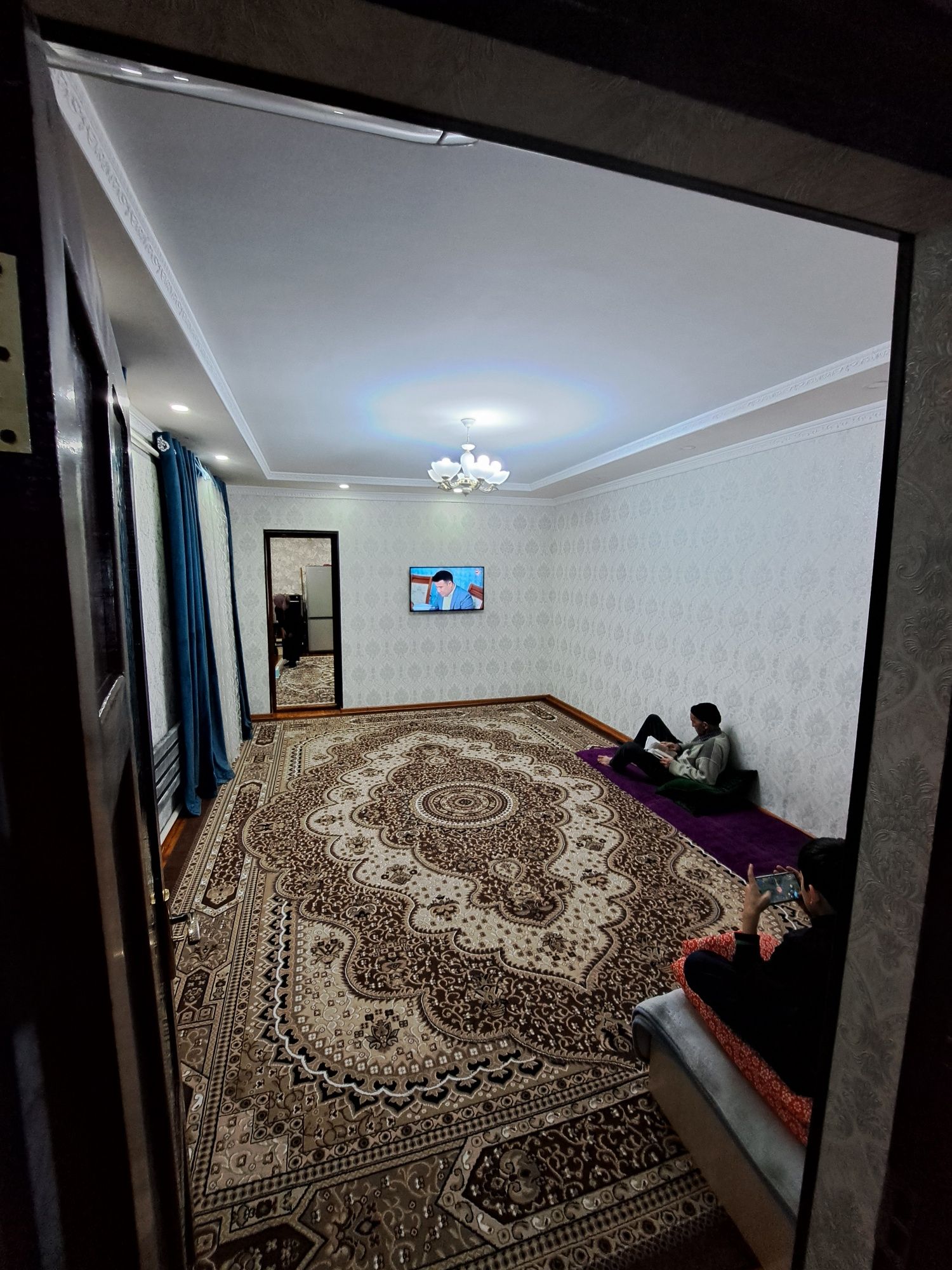Hovli sotiladi 6 sotix 7xonalik