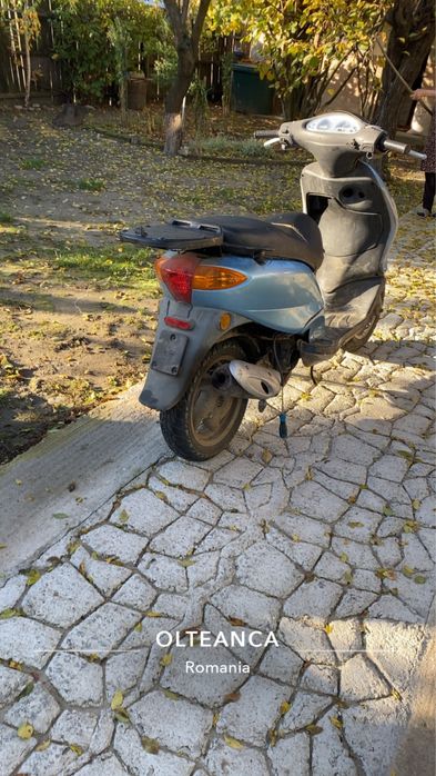 Vand Scuter Piaggio fly 50 2T citeste descrierea