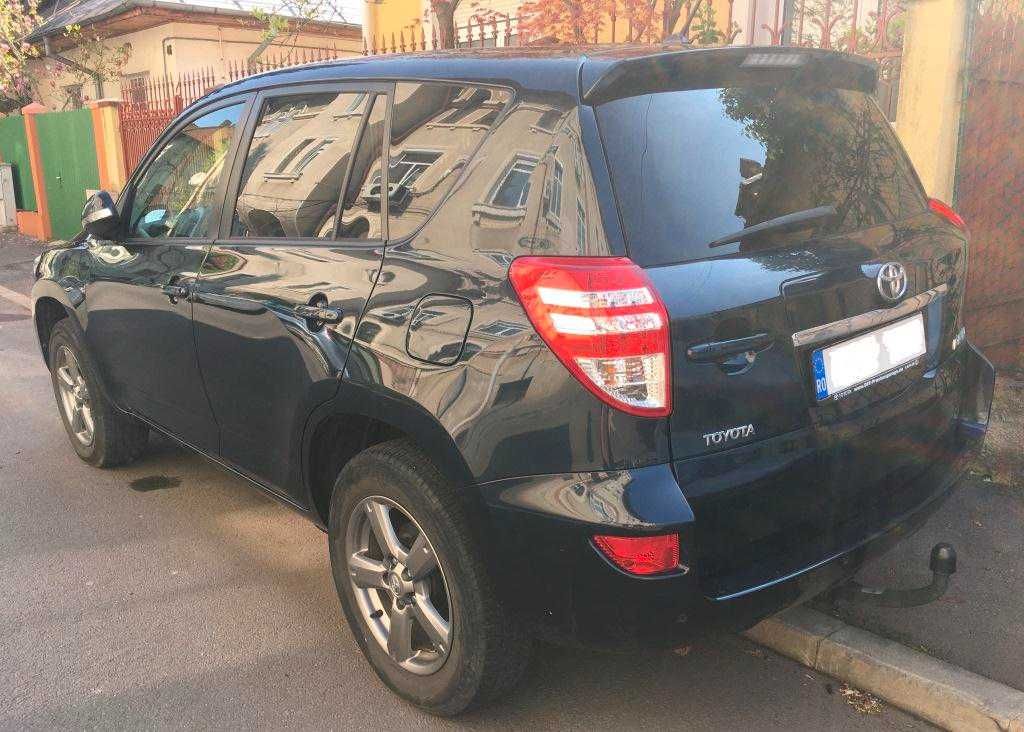 Toyota RAV4 facelift, 2.0L