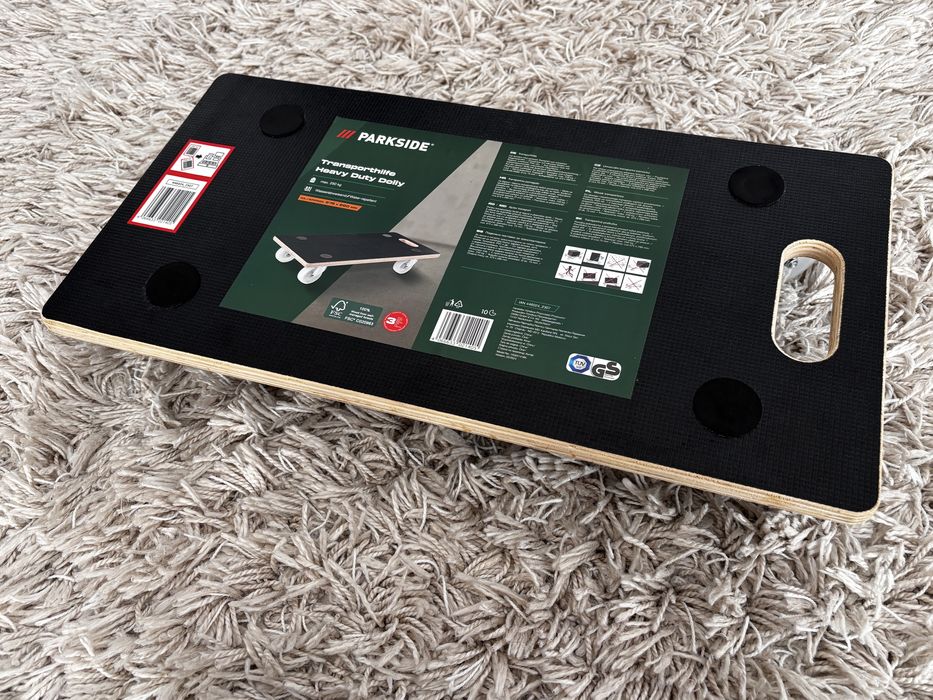 Подвижна поставка за трянспортиране на тежки неща