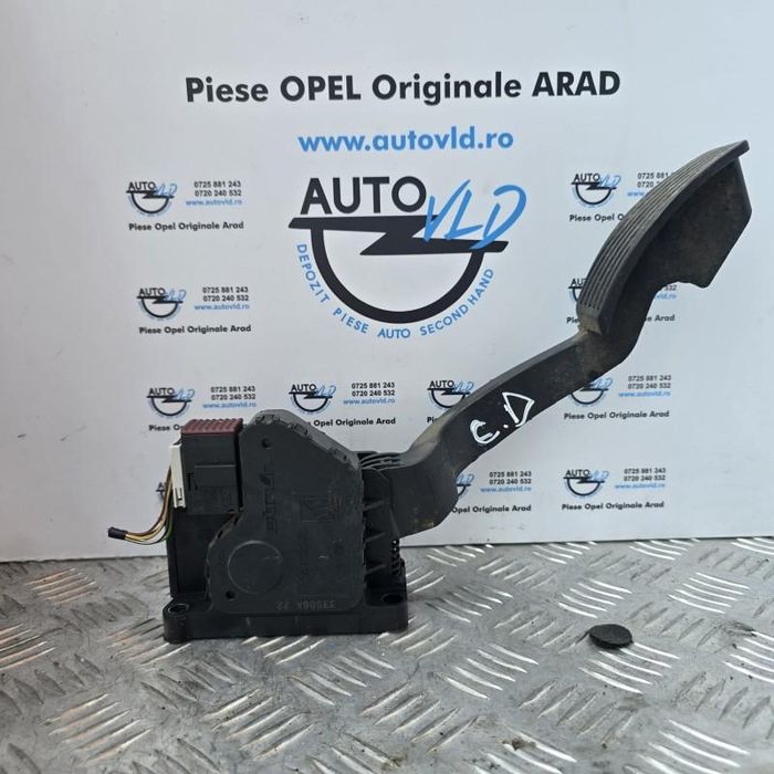 Pedala acceleratie Opel Corsa D facelift