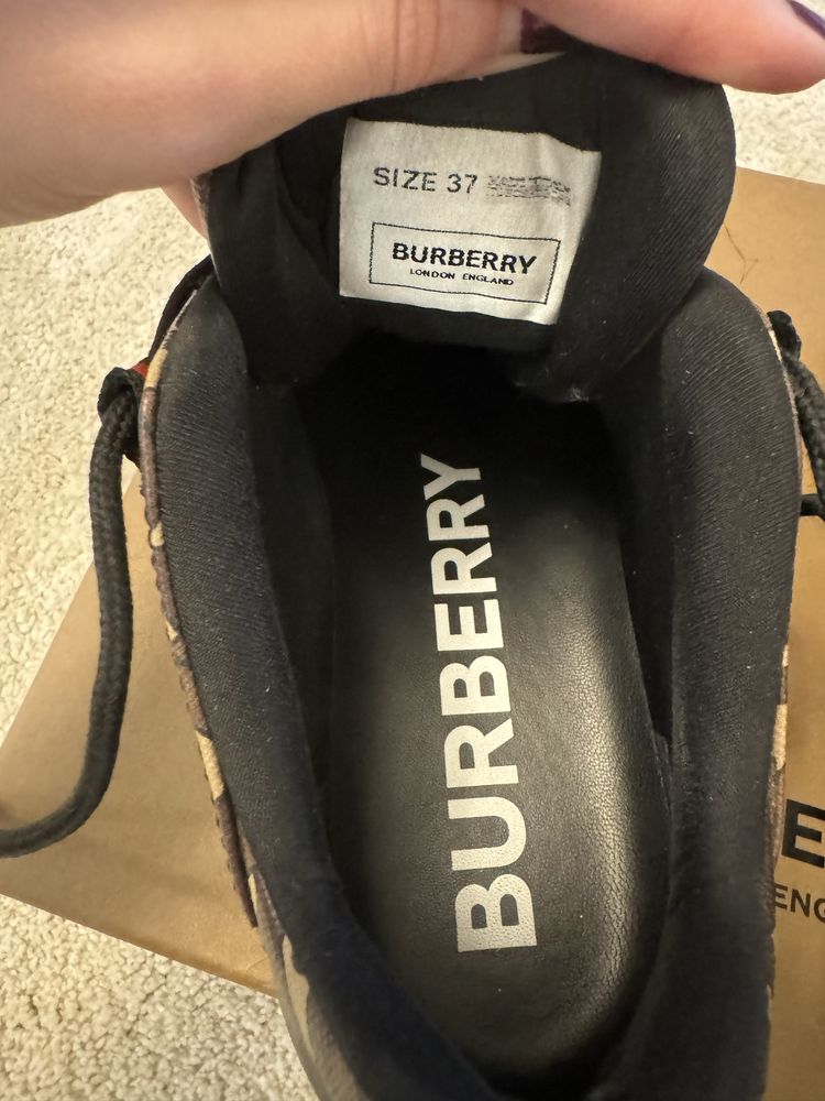 Burberry Arthur Sneakers оригинални дамски маратонки