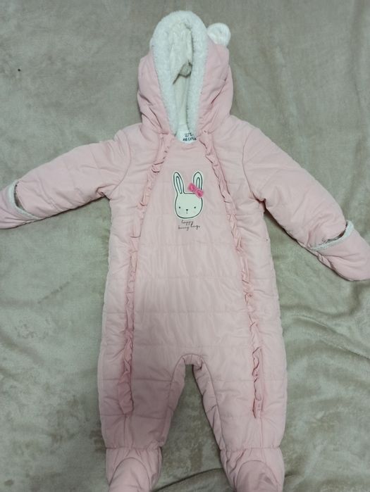 Combinezon de iarnă, Masura 80 C&A, Baby Club 
Roz, cu picioare ș