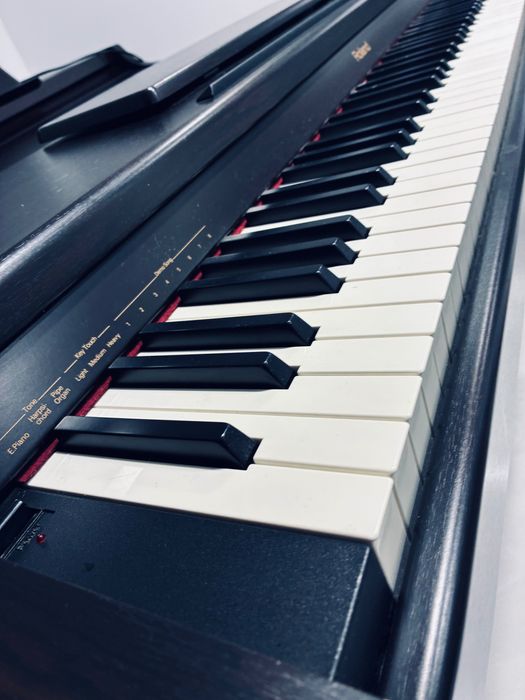 Pian Digital Roland HP 137