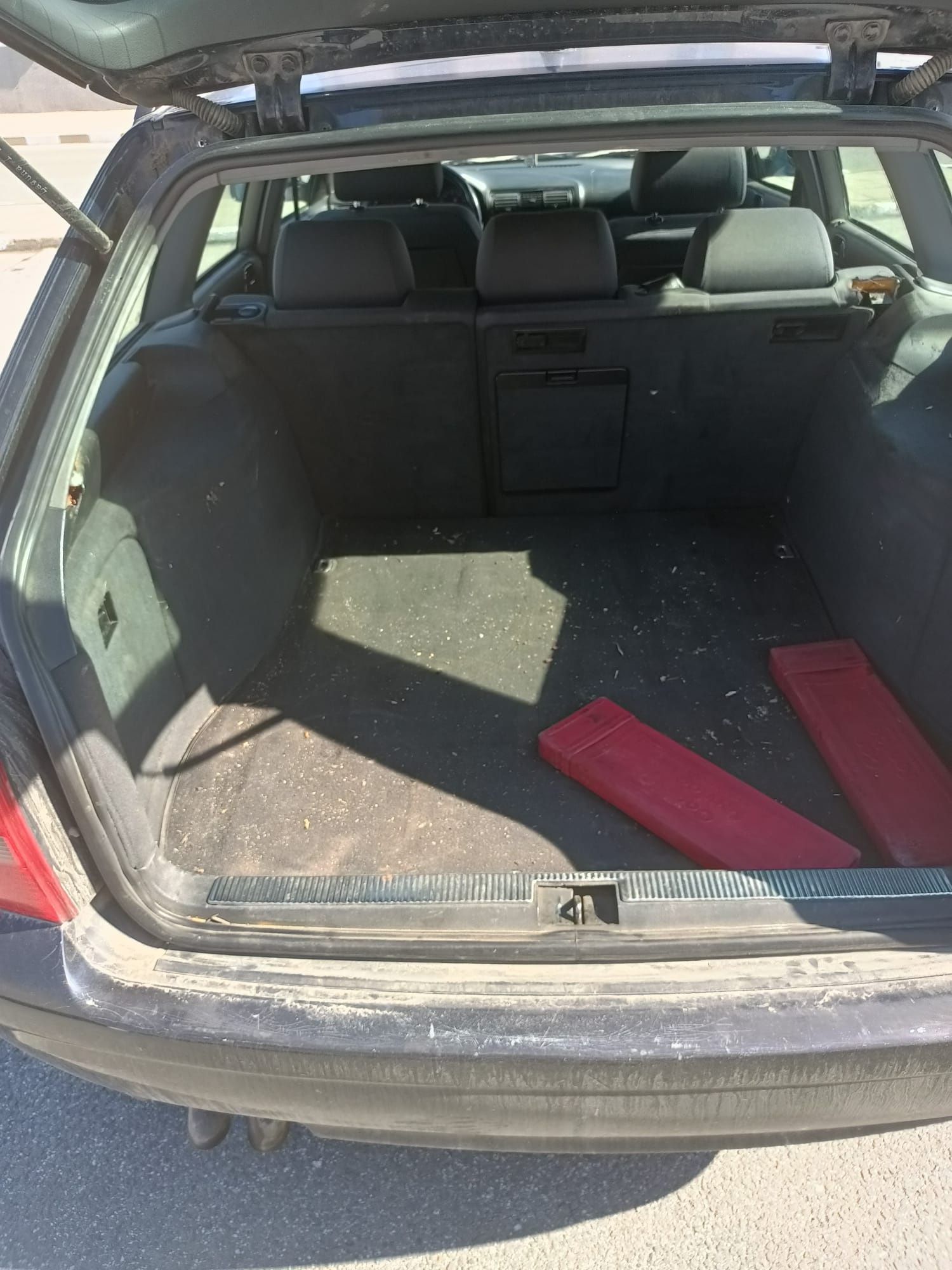 Audi A4 B5 2.5 TDI на части
